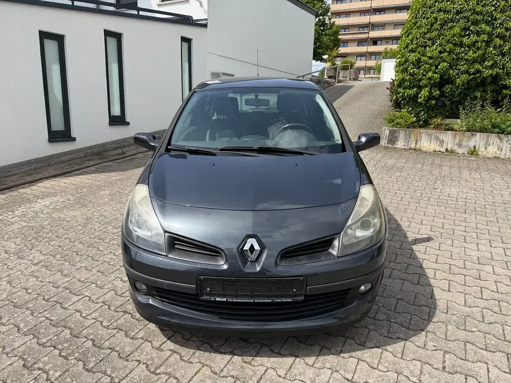 Gebraucht Renault Clio II Exception 88 PS (64 kW) 2006 Grau Limousine