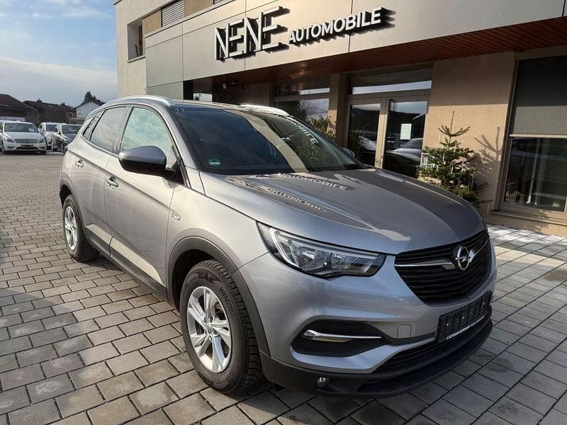 Silber Gebraucht 2017 Opel Grandland X Edition SUV | 10.900 € (Fairer Preis) - Bild 1/4
