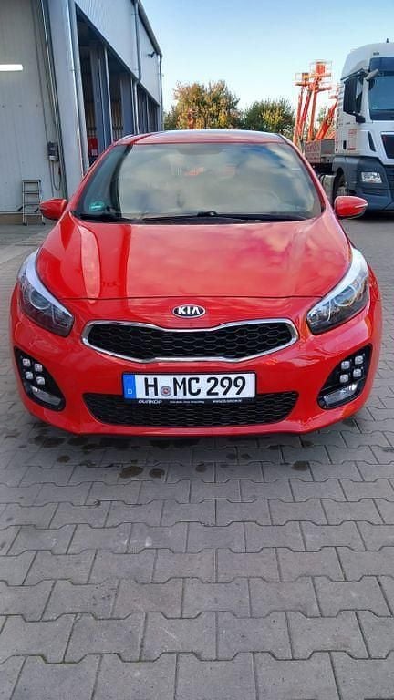 Gebraucht Kia Ceed GT GT-Line 120 PS (88 kW) 2015 Rot Limousine