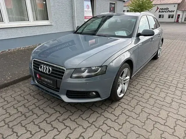 Używany Audi A4 Ambiente 179 KM (131 kW) 2009 Niebieski Kombi