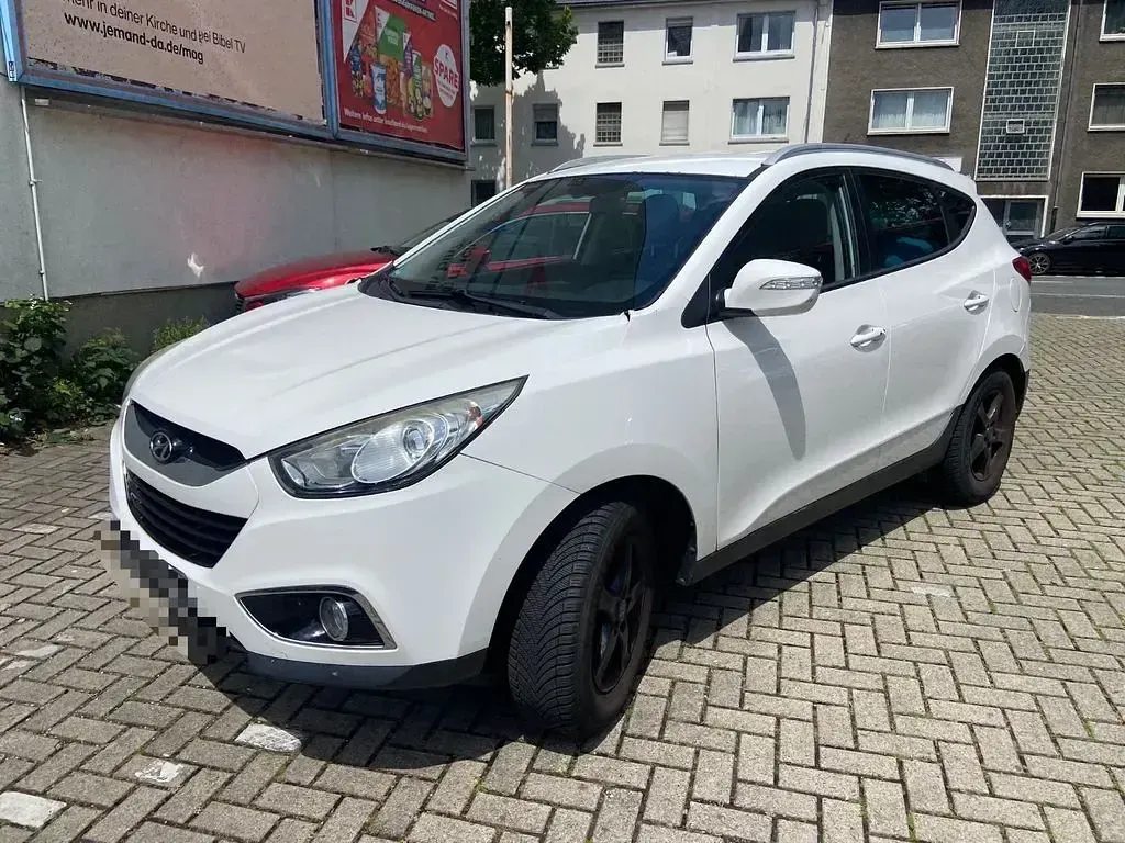Gebraucht Hyundai ix35 Premium 184 PS (135 kW) 2013 Weiß SUV