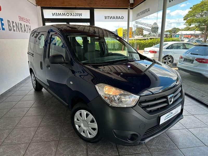 Blau marine Gebraucht 2015 Dacia Dokker Ambiance Van | 5.699 € (Superpreis) - Bild 1/4