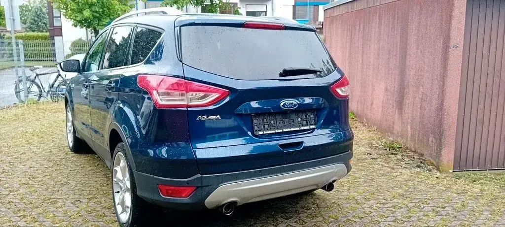 Second-hand Ford Kuga 163 CP (119 kW) 2013 Albastru SUV