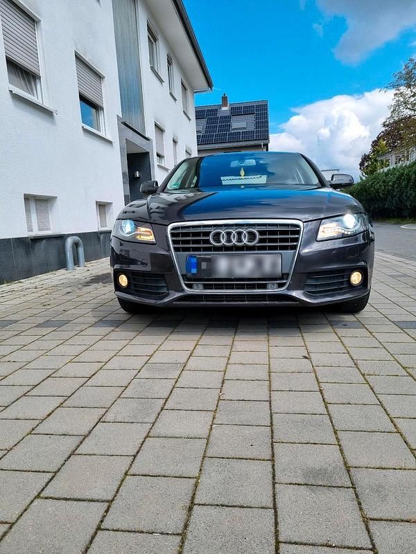 Gebraucht Audi A4 179 PS (131 kW) 2010 Braun Limousine