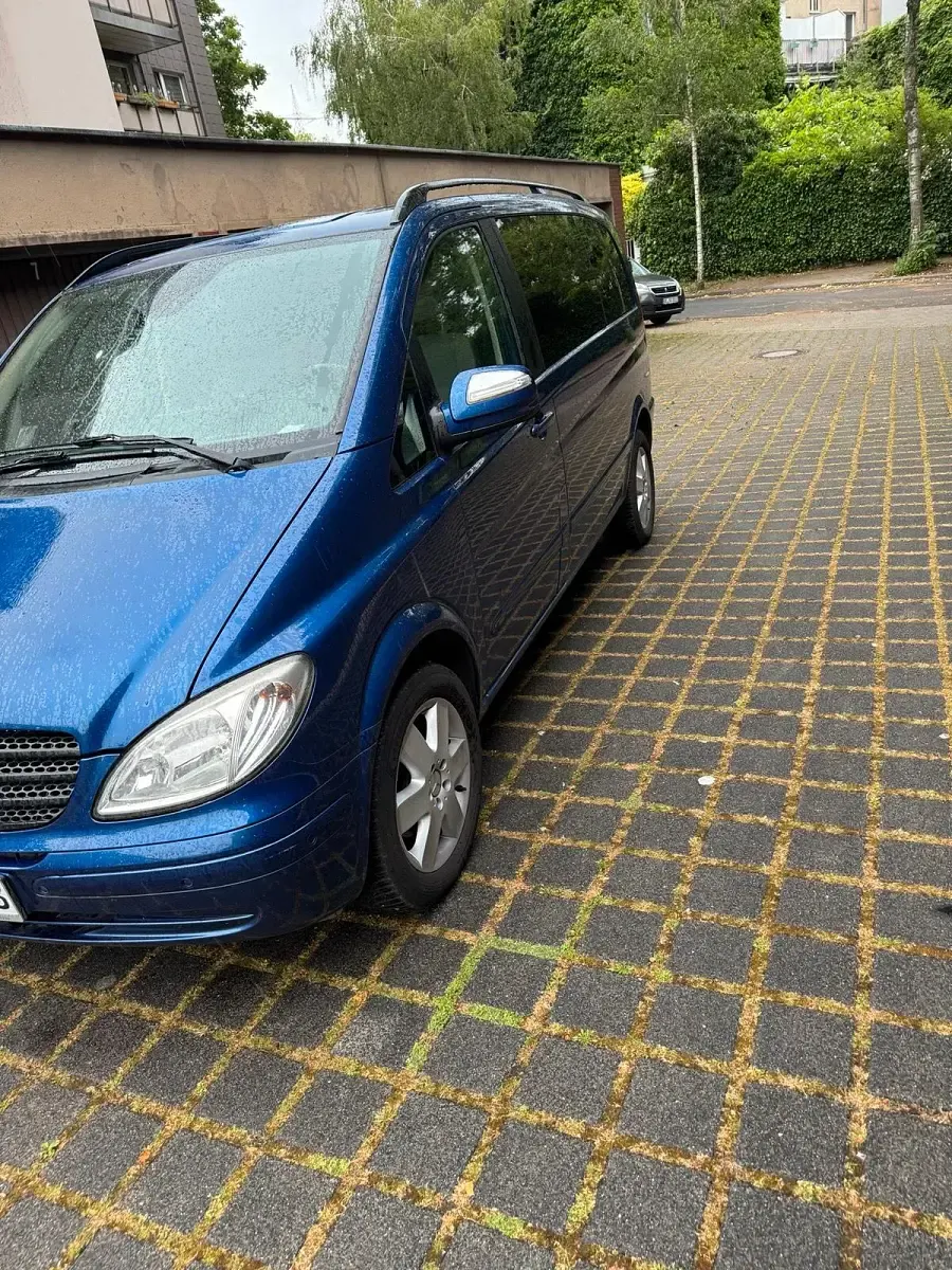 Gebraucht Mercedes Viano 150 PS (110 kW) 2010 Blau Van / Kleinbus