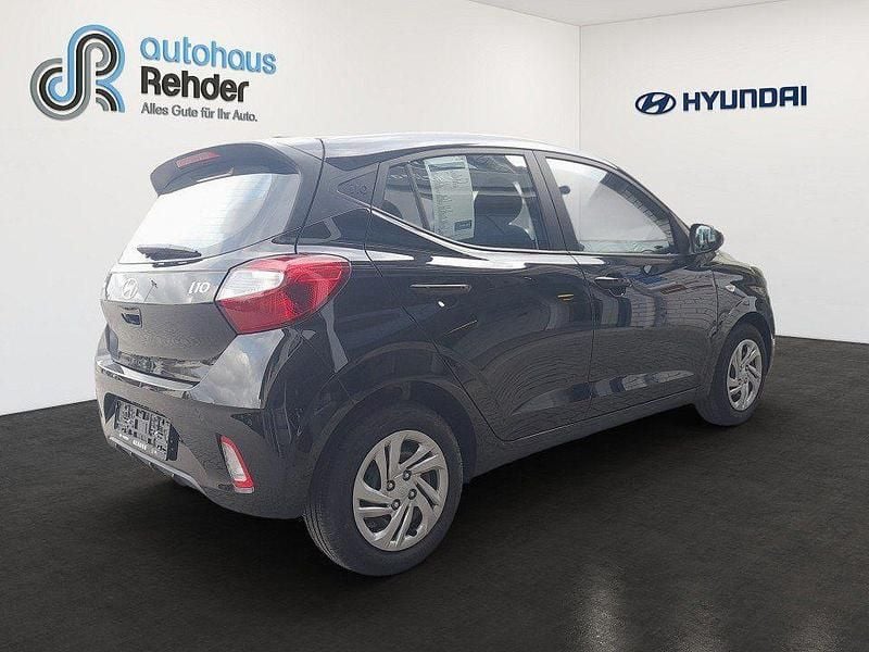 Neu Hyundai i10 Select 63 PS (46 kW) 2025 Schwarz Kleinwagen