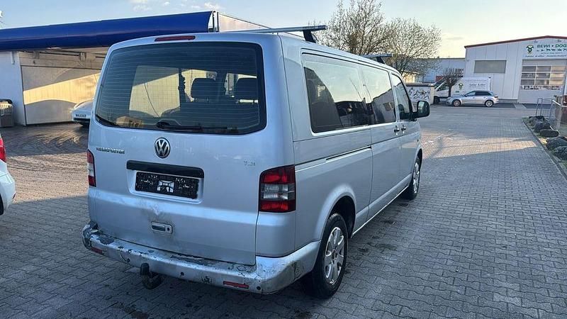 Gebraucht VW Transporter 131 PS (96 kW) 2007 Silber Van