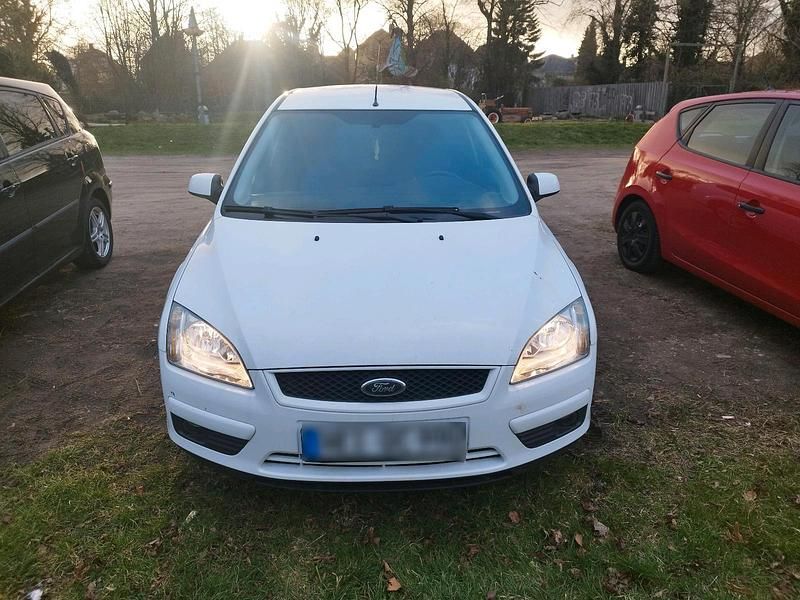 Gebraucht Ford Focus 109 PS (80 kW) 2008 Weiß Kombi