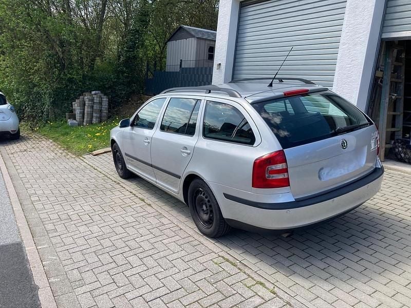 Gebraucht Skoda Octavia 116 PS (85 kW) 2007 Silber Kombi