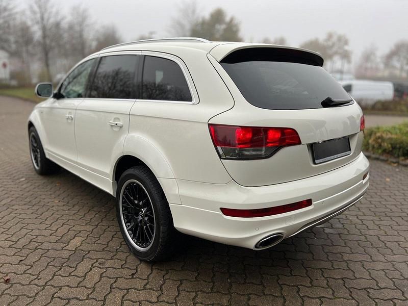 Weiß Gebraucht 2010 Audi Q7 Exclusive SUV | 27.900 € (Fairer Preis) - Bild 1/4