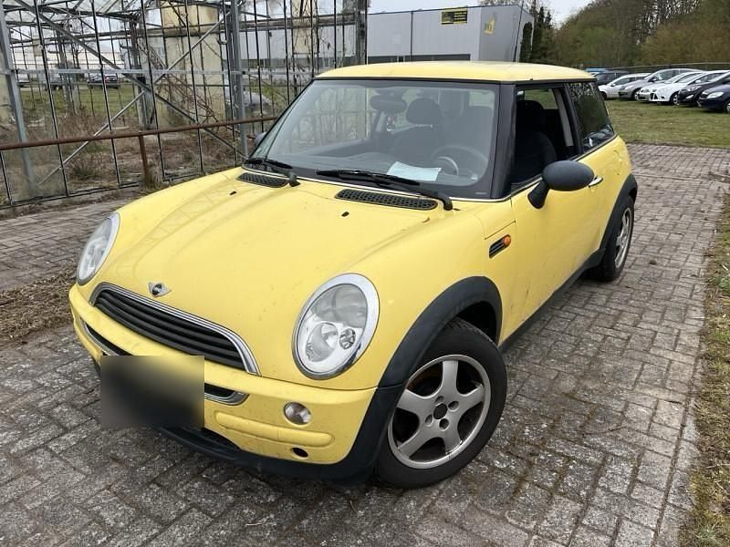 Second-hand Mini ONE 90 CP (66 kW) 2003 Galben Hatchback