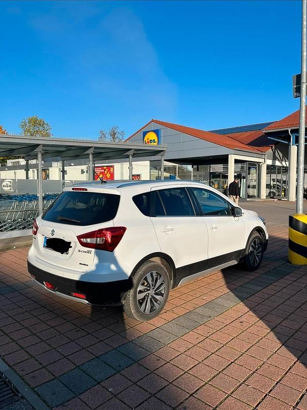 Usado Suzuki SX4 2018 Branco SUV