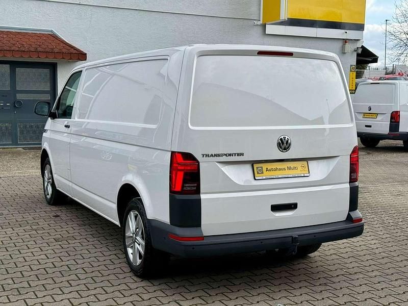 Gebraucht VW Transporter 150 PS (110 kW) 2022 Candyweiss Van