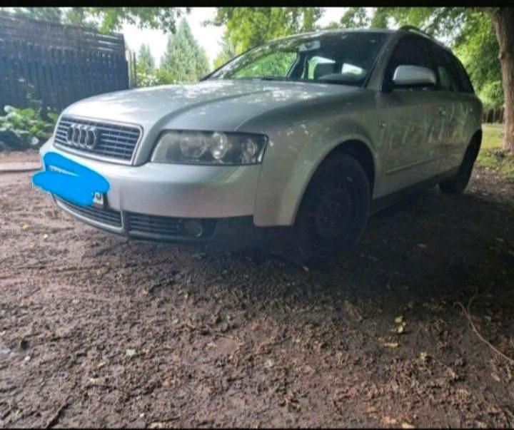 Silber Gebraucht 2002 Audi A4 Kombi | 900 € (Superpreis) - Bild 1/4