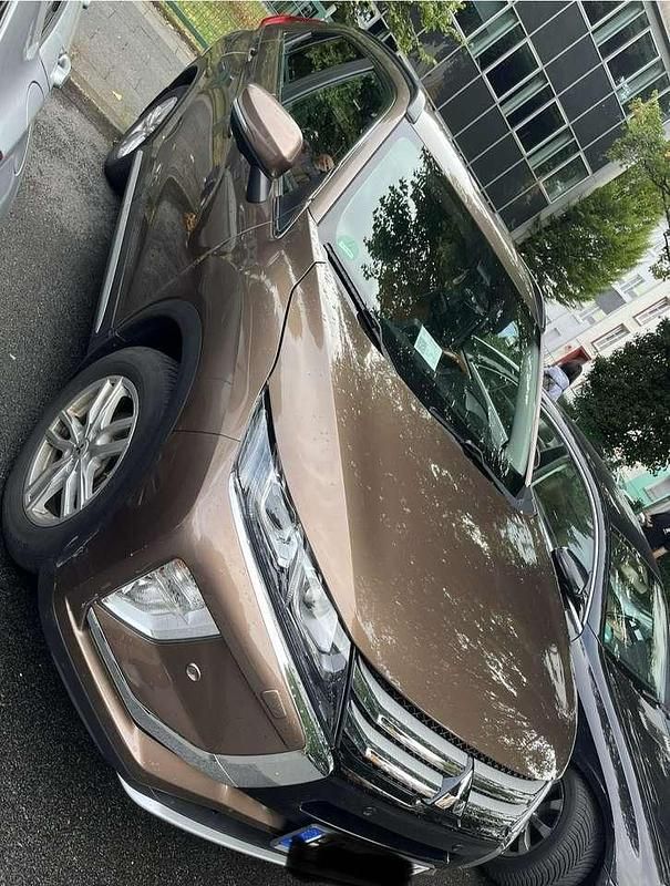 Gebraucht Mitsubishi Eclipse Cross Top 163 PS (119 kW) 2019 SUV