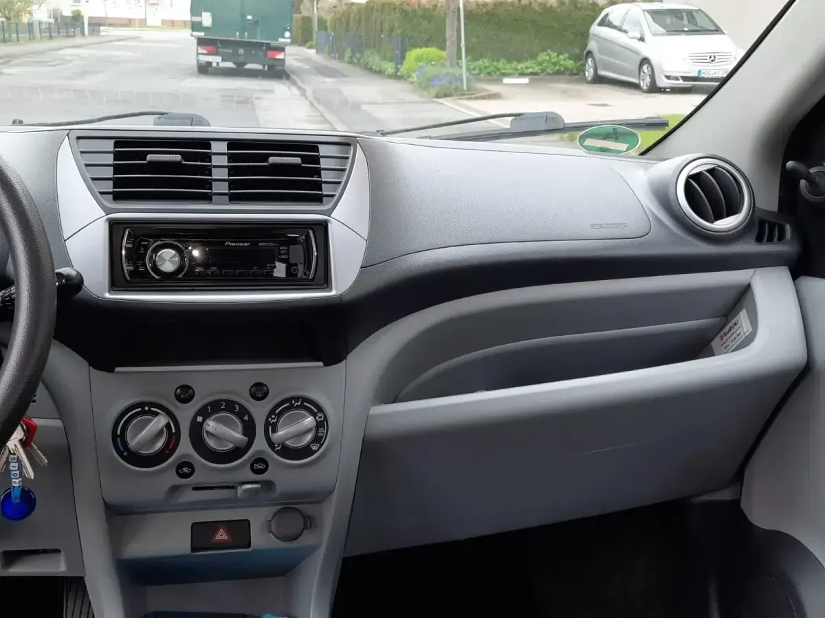 Usata Suzuki Alto 68 CV (50 kW) 2009 Utilitaria