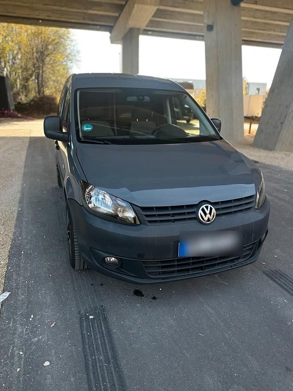 Grau Gebraucht 2015 VW Caddy Van / Kleinbus | 7.300 € (Superpreis) - Bild 1/4