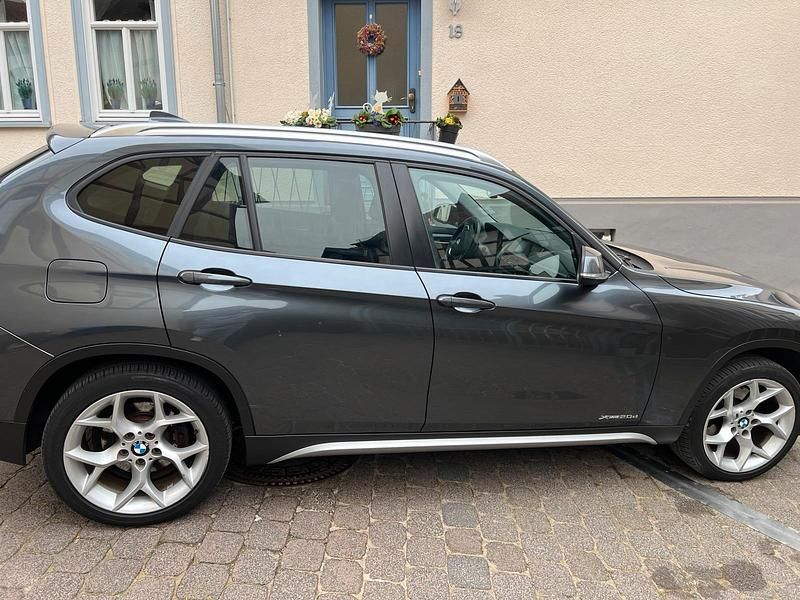 Second-hand BMW X1 xLine 184 CP (135 kW) 2012 Gri SUV