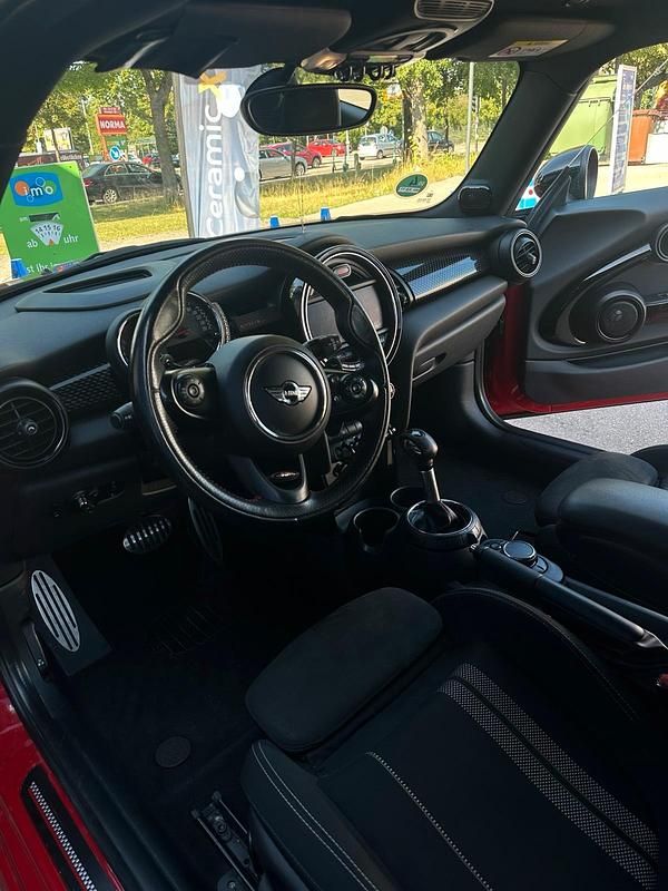 Gebraucht Mini John Cooper Works Coupé 230 PS (169 kW) 2016 Rot Coupé