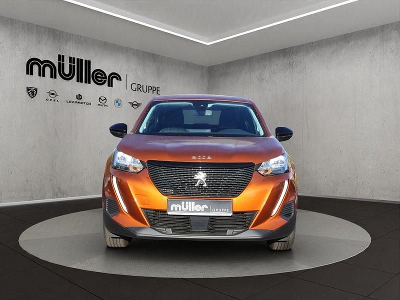 Gebraucht Peugeot 2008 Active 101 PS (74 kW) 2022 Orange SUV