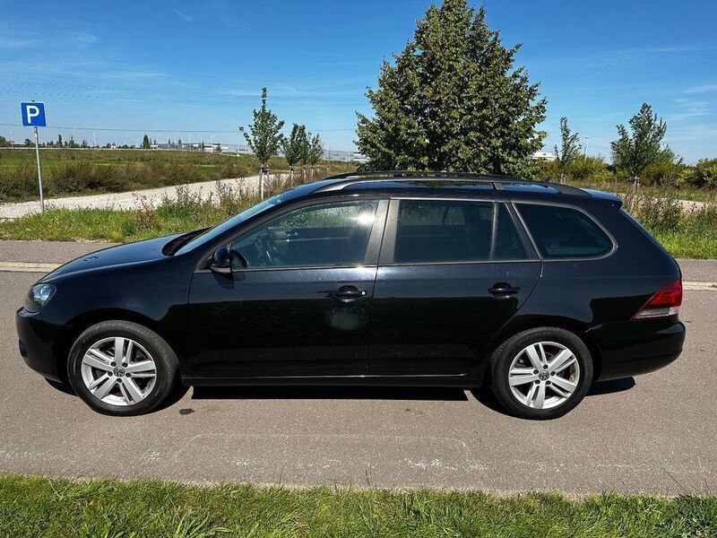 Gebraucht VW Golf VI Style 105 PS (77 kW) 2013 Schwarz Kleinwagen