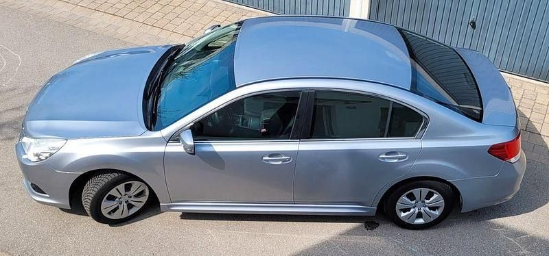 Gebraucht Subaru Legacy Trend 150 PS (110 kW) 2012 Silber Limousine