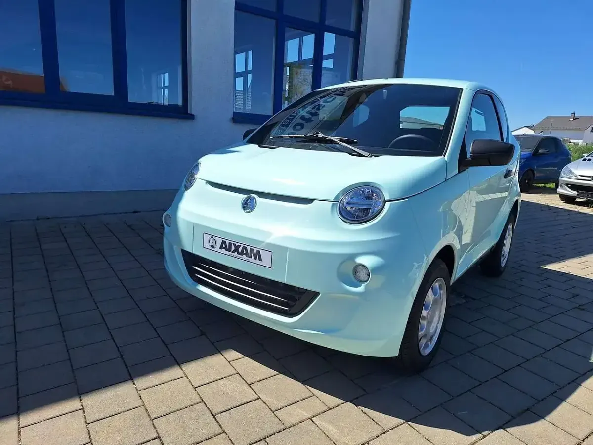 Neu Aixam Minauto 2026 Jadegrün Kleinwagen