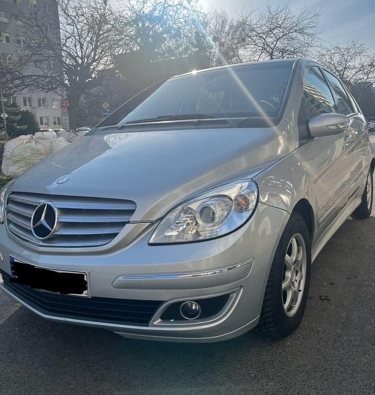Gebraucht Mercedes B170 116 PS (85 kW) 2006 Silber Van / Kleinbus