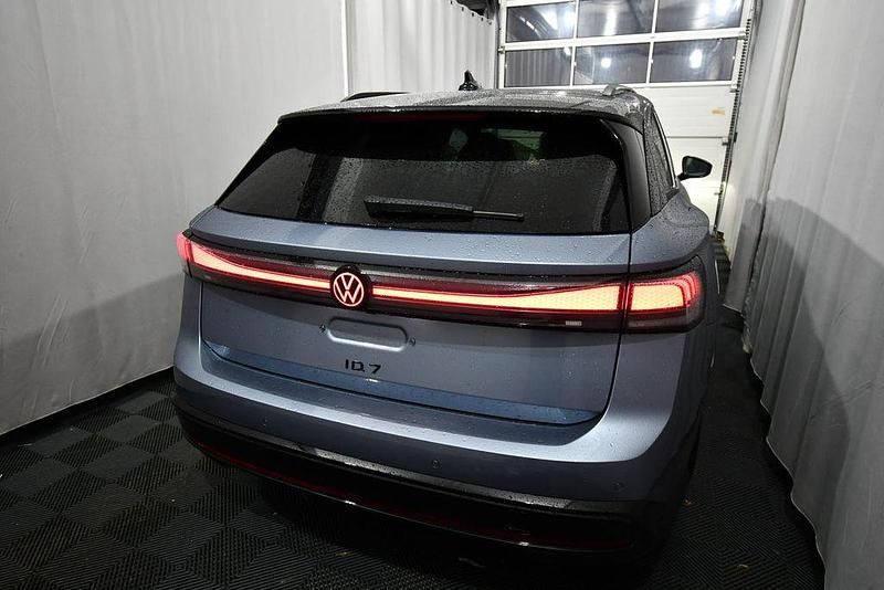 Neu VW ID.7 Pro 210 kW (286 PS) 2026 Blau Kombi