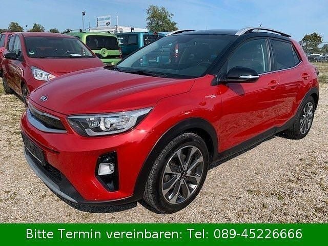 Rot Gebraucht 2018 Kia Stonic Platinum Edition SUV | 12.790 € (Fairer Preis) - Bild 1/4