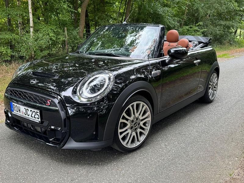 Gebraucht Mini Cooper S 178 PS (130 kW) 2022 Schwarz Kleinwagen