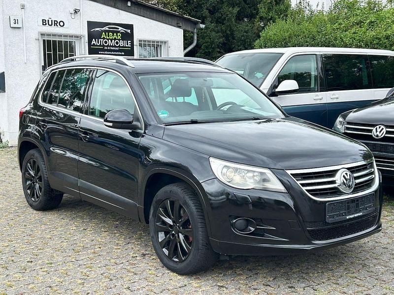 Schwarz Gebraucht 2010 VW Tiguan Sportline SUV | 6.990 € (Guter Preis) - Bild 1/4
