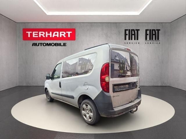 Usata Opel Combo 105 CV (77 kW) 2014 Monovolume