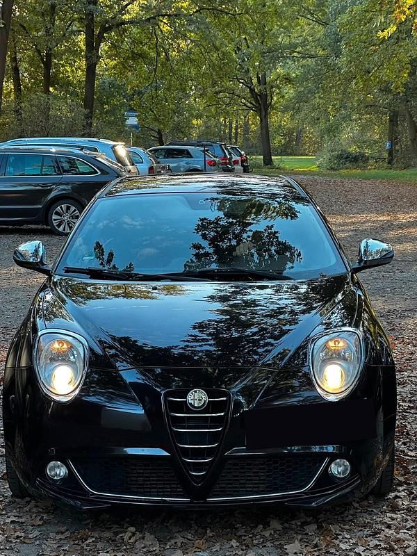 Schwarz Gebraucht 2012 Alfa Romeo MiTo Turismo Kleinwagen | 4.900 € (Fairer Preis) - Bild 1/4