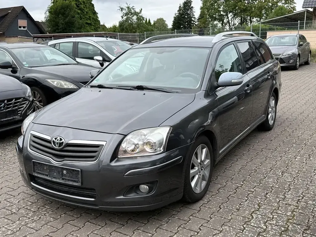 Gebraucht Toyota Avensis Edition 129 PS (94 kW) 2006 Grau Kombi