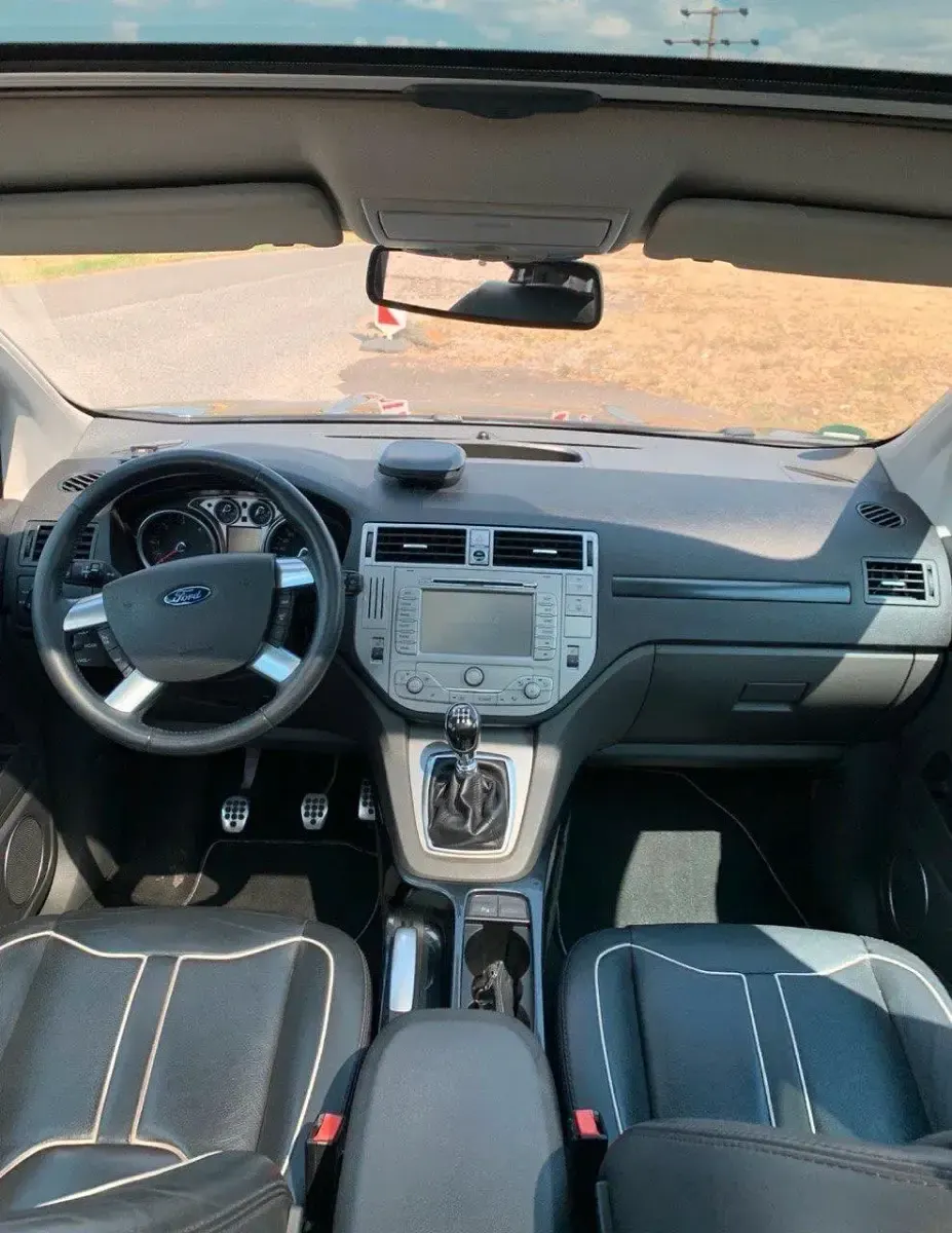 Gebraucht Ford Kuga Titanium 136 PS (100 kW) 2010 Schwarz SUV