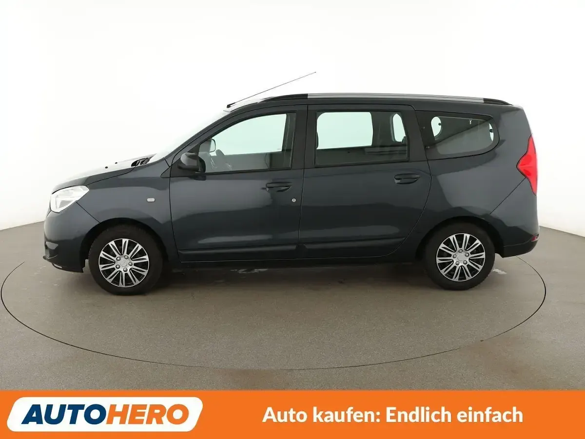 Gebraucht Dacia Lodgy Comfort 102 PS (75 kW) 2020 Grau Van / Kleinbus