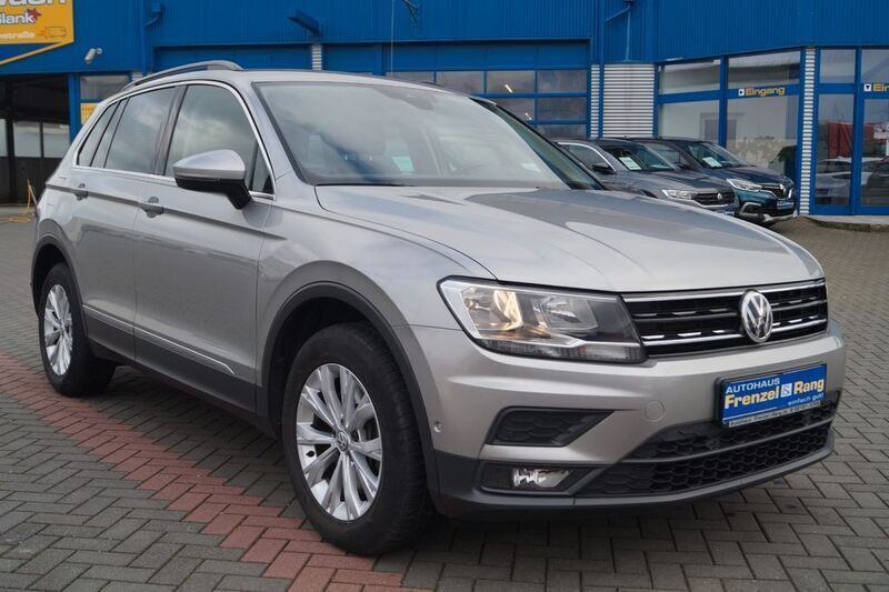 Silber Gebraucht 2018 VW Tiguan Comfortline SUV | 24.950 € (Fairer Preis) - Bild 1/4