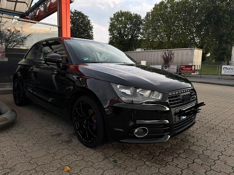 Schwarz Gebraucht 2015 Audi A1 Kleinwagen | 8.400 € - Bild 1/4