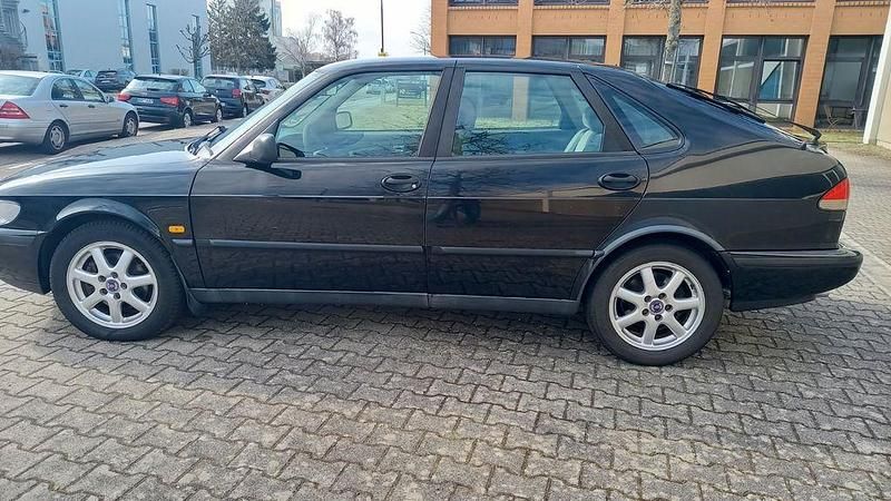 Gebraucht Saab 900 131 PS (96 kW) 1997 Schwarz Limousine