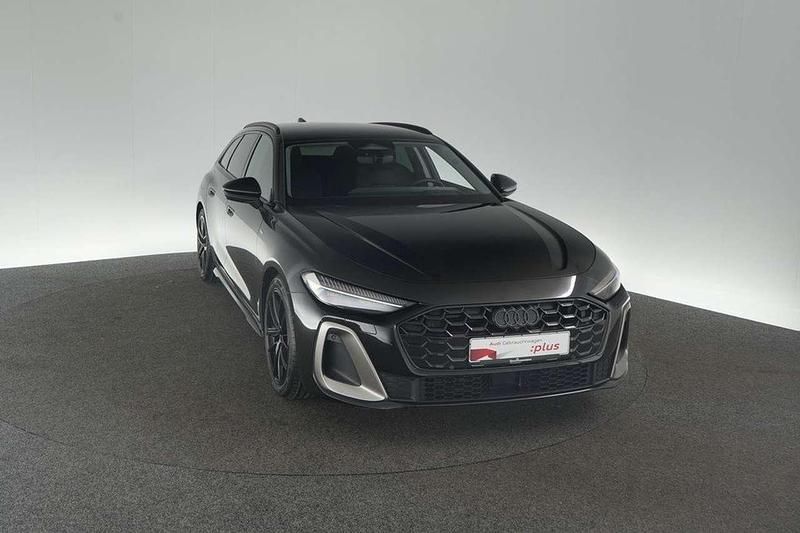 Gebraucht Audi A5 Ambiente 204 PS (150 kW) 2025 Mythosschwarz metallic Kombi