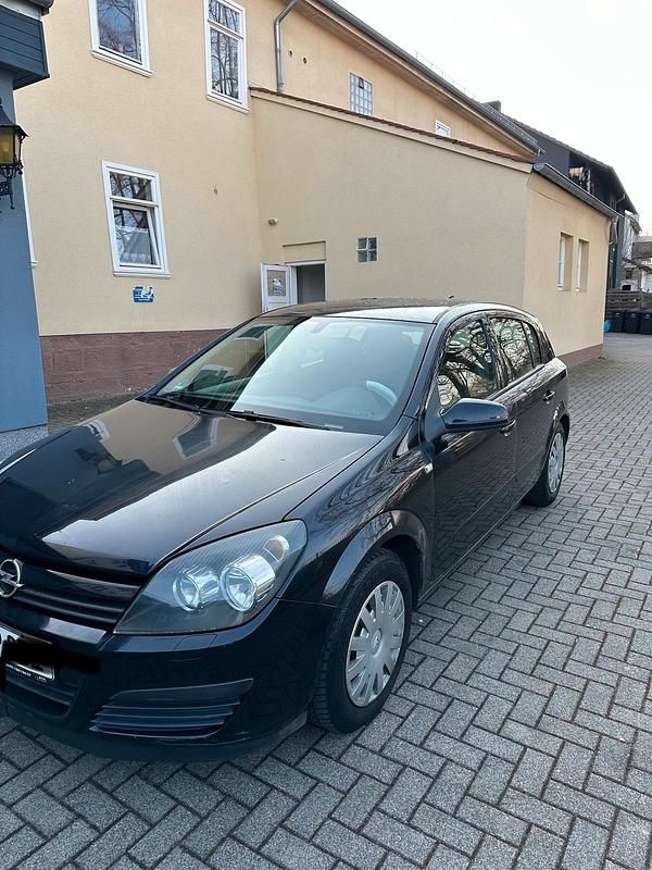 Gebraucht Opel Astra 125 PS (91 kW) 2004 Schwarz Limousine
