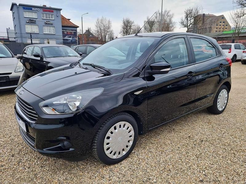 Iridiumschwarz metallic Gebraucht 2018 Ford Ka Kleinwagen | 9.490 € (Fairer Preis) - Bild 1/4