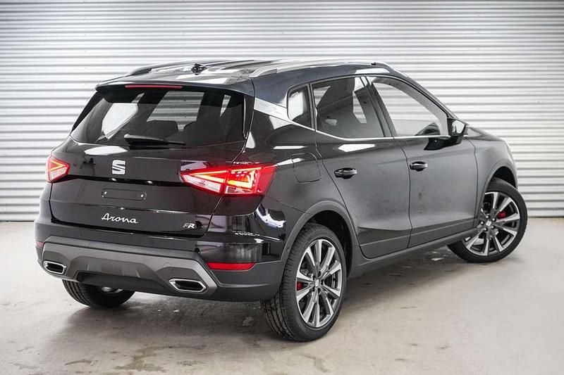 Neu Seat Arona FR 150 PS (110 kW) 2025 Midnight black/dach grau SUV