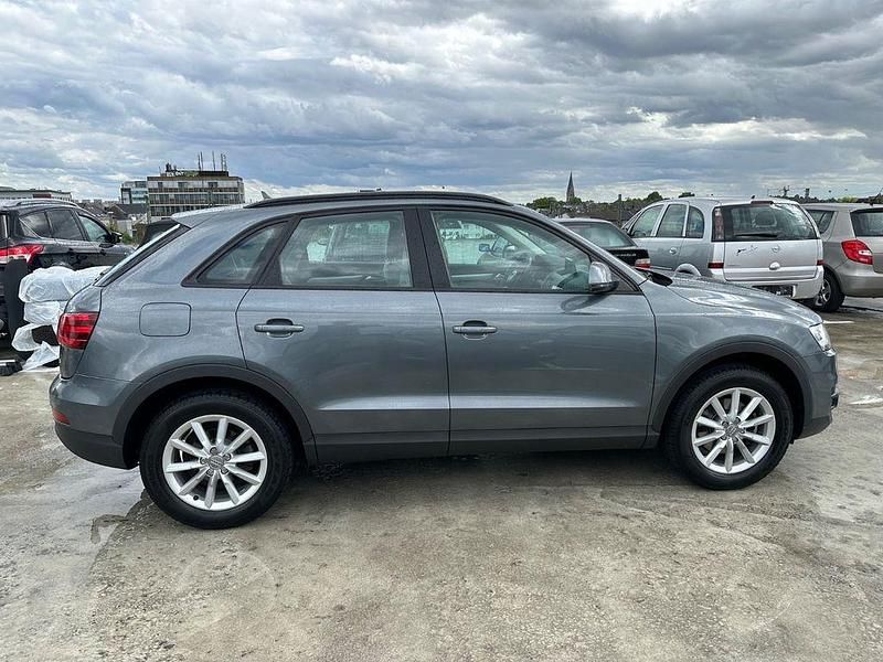 Gebraucht Audi Q3 Comfort 140 PS (102 kW) 2011 Grau SUV