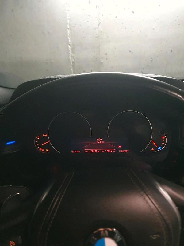 Gebraucht BMW 520 190 PS (139 kW) 2018 Blau Kombi