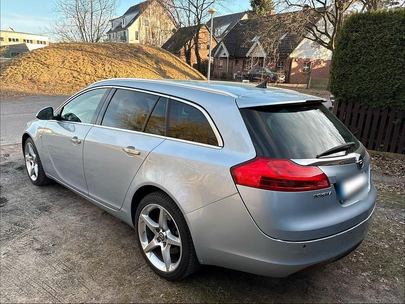 Gebraucht Opel Insignia 163 PS (119 kW) 2013 Blau Kombi