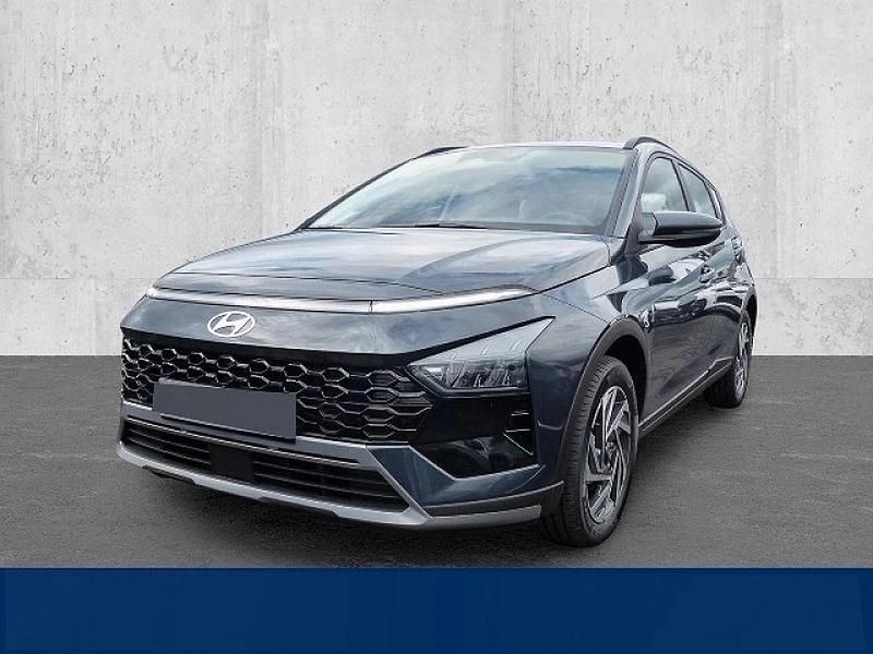 Grau Neu 2024 Hyundai Bayon Comfort SUV | 27.274 € (Etwas zu teuer) - Bild 1/4