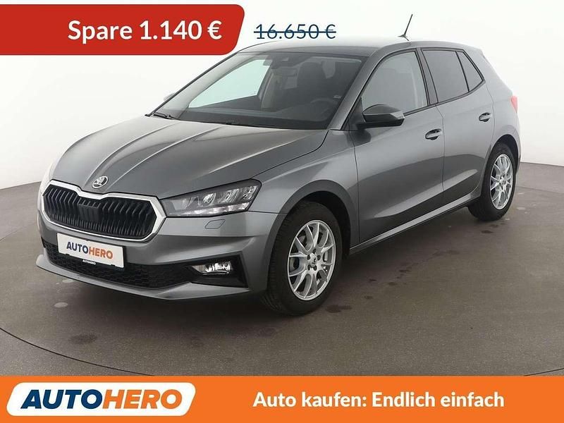Graphite grey Gebraucht 2024 Skoda Fabia Active Kleinwagen | 15.510 € (Guter Preis) - Bild 1/3