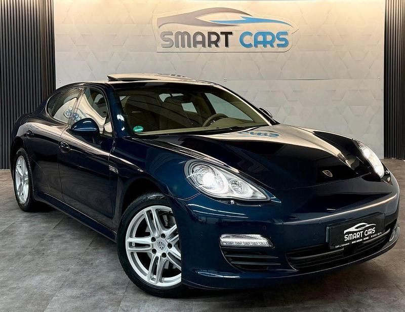 Gebraucht Porsche Panamera 250 PS (183 kW) 2012 Blau Kleinwagen